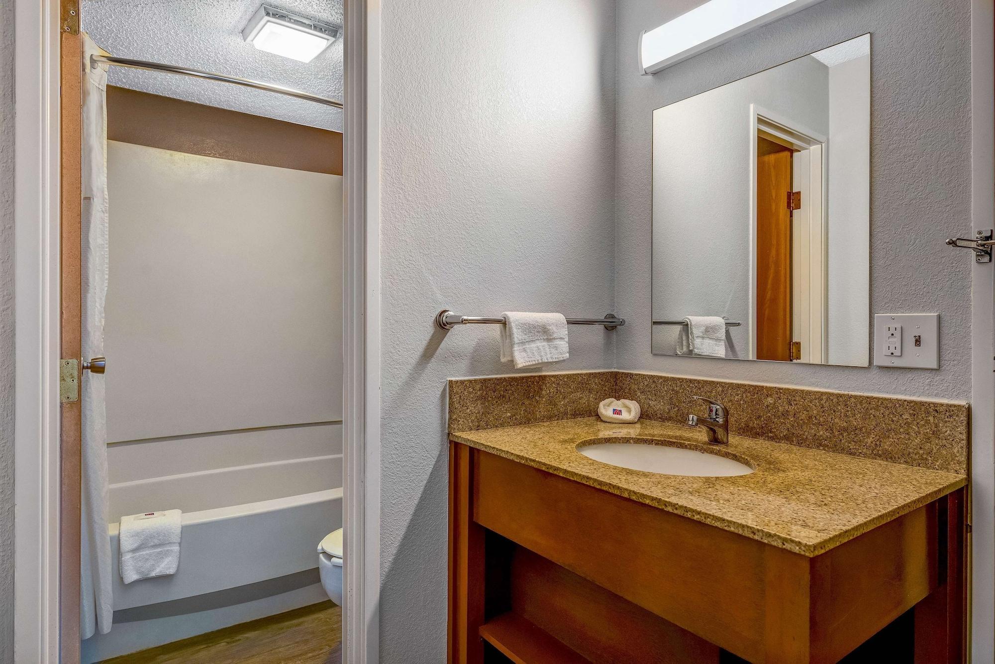 Motel 6-Elk Grove Village, Il - O'Hare Exteriör bild